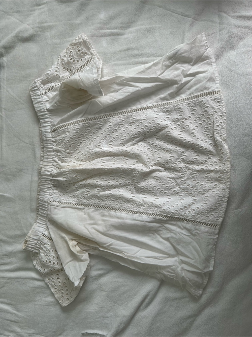 Express White Eyelet Off-Shoulder Chemise